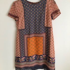 Patterned dress small